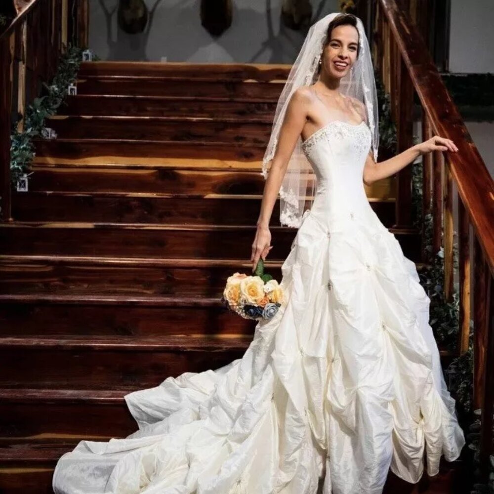 DRESS, ALFRED ANGELO, WEDDING / BALL GOWN,STRAPLESS, LACE-UP BACK, WHITE